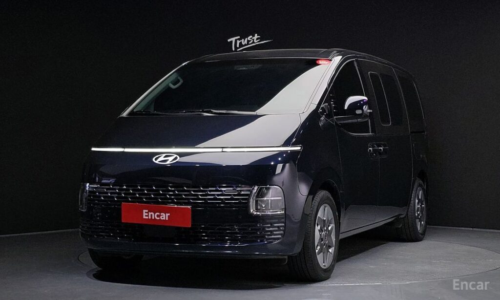 Hyundai Staria 2025