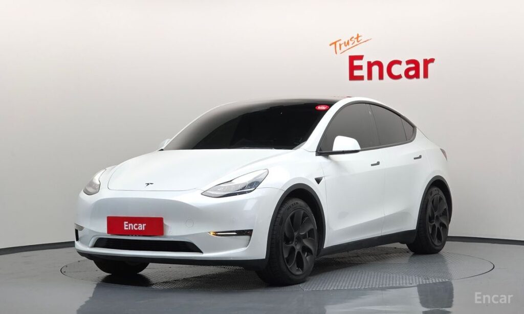 Tesla Model Y 2021