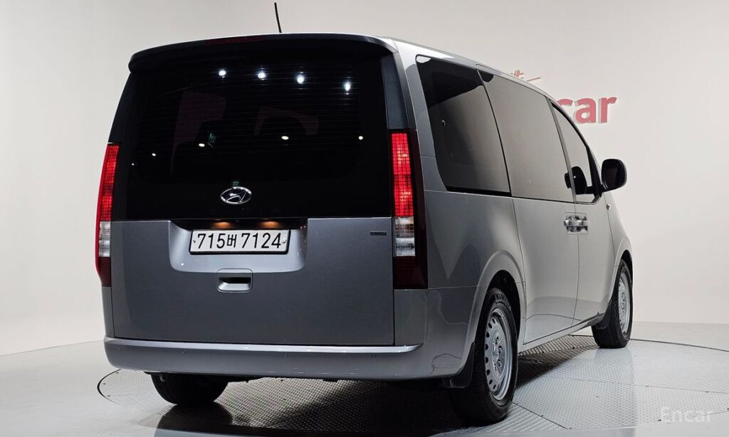 Hyundai Staria 2022