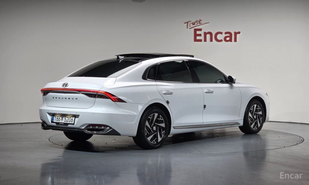 Hyundai Grandeur 2022