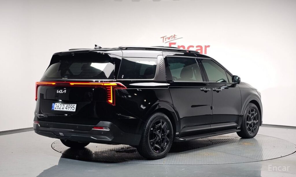 Kia Canival 2025