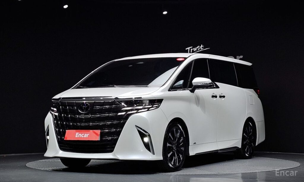 Toyota Alphard 2024