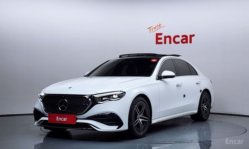 Mercedes-Benz E-Class 2024