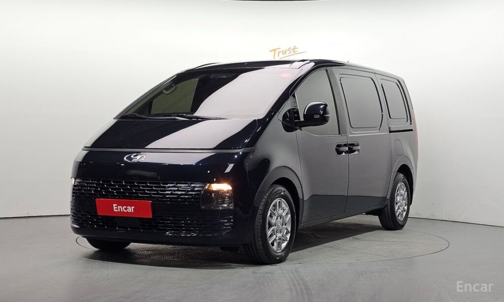 Hyundai Staria 2022