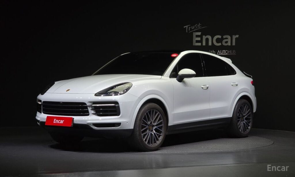 Porsche Cayenne 2021
