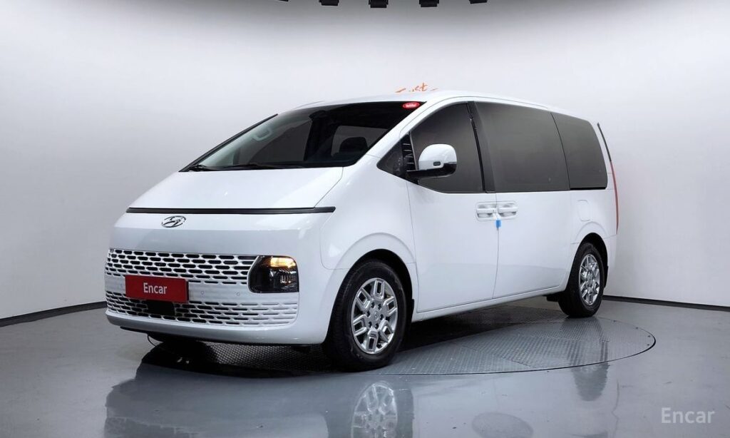 Hyundai Staria 2023