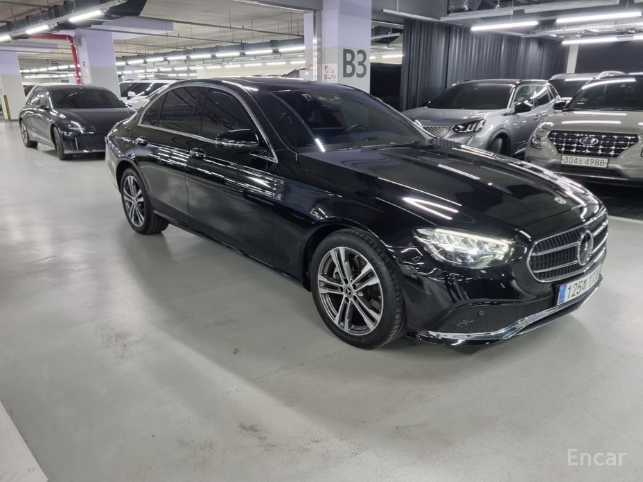 Mercedes-Benz E-Class 2023