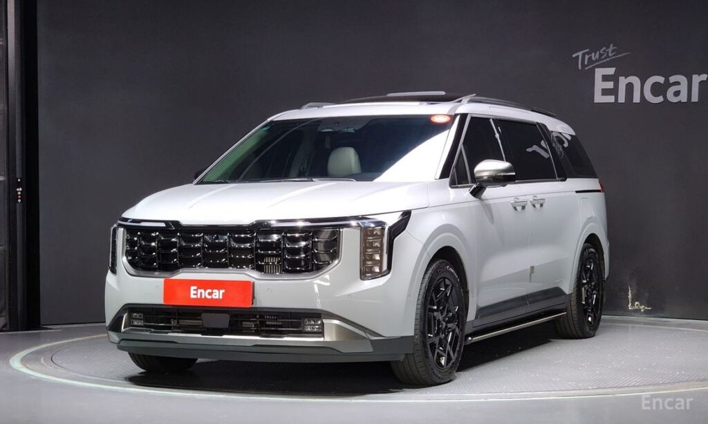 Kia Canival 2024