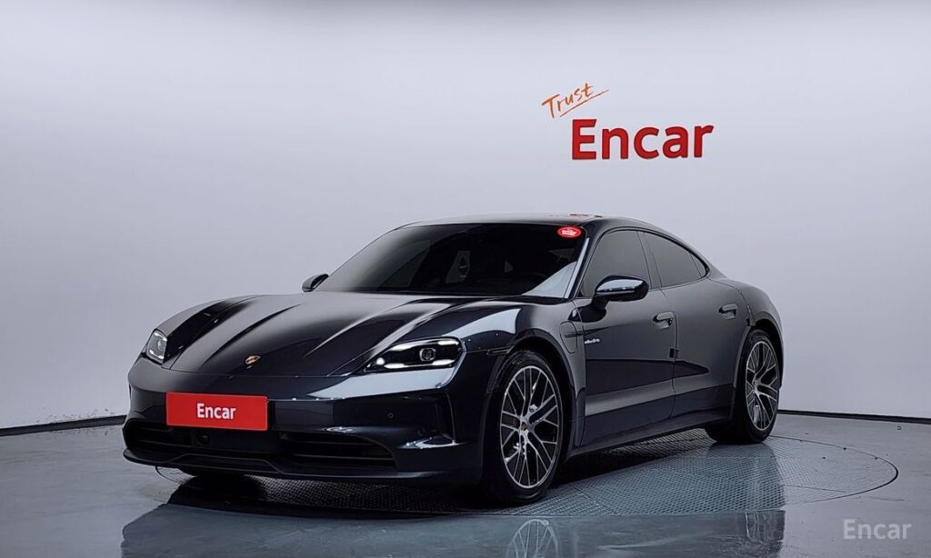 Porsche Taycan 2025