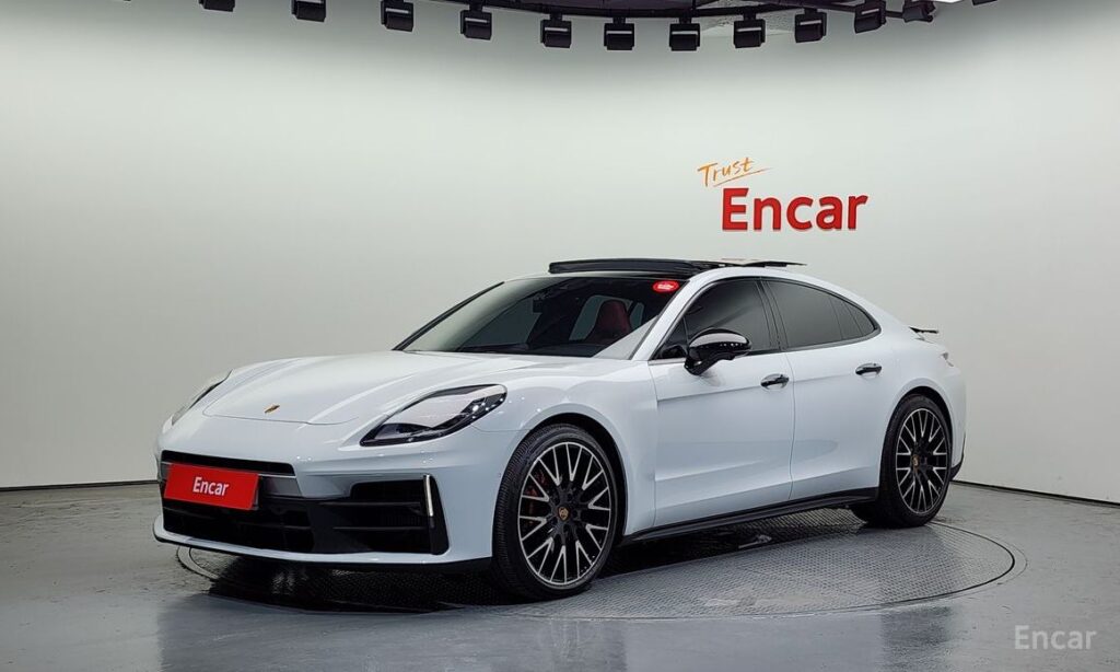 Porsche Panamera 2024
