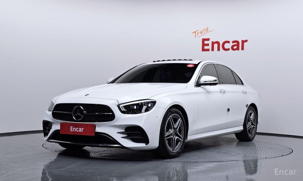 Mercedes-Benz E-Class 2023