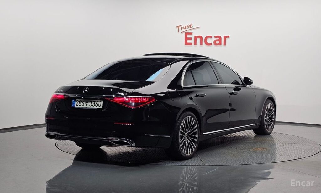 Mercedes-Benz S-Class 2021