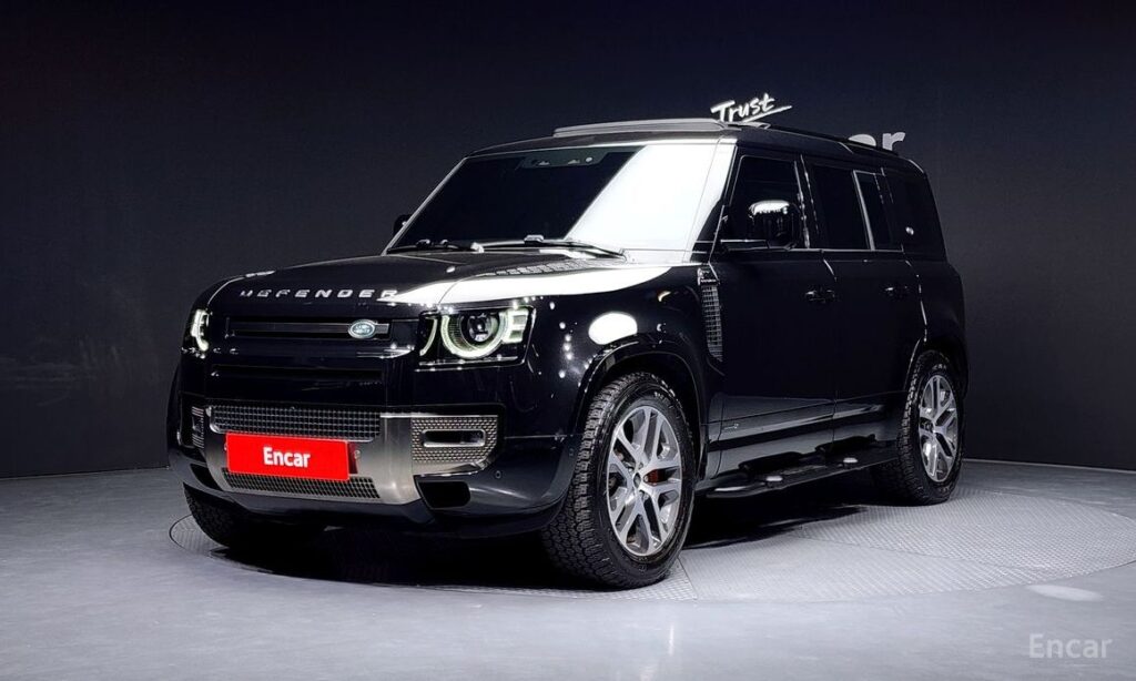 Land Rover Defender 2024