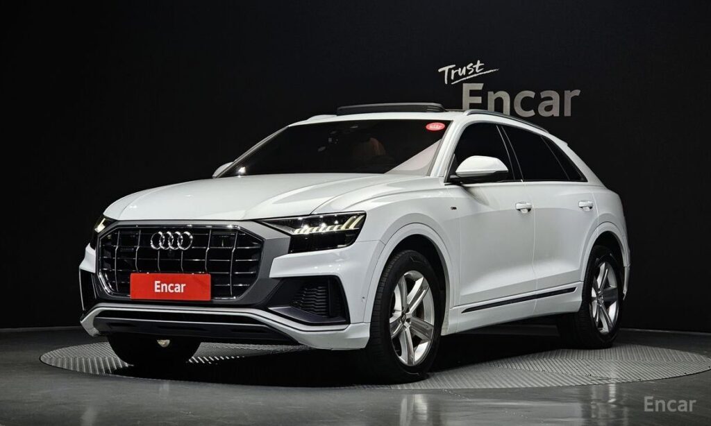 Audi Q8 2021
