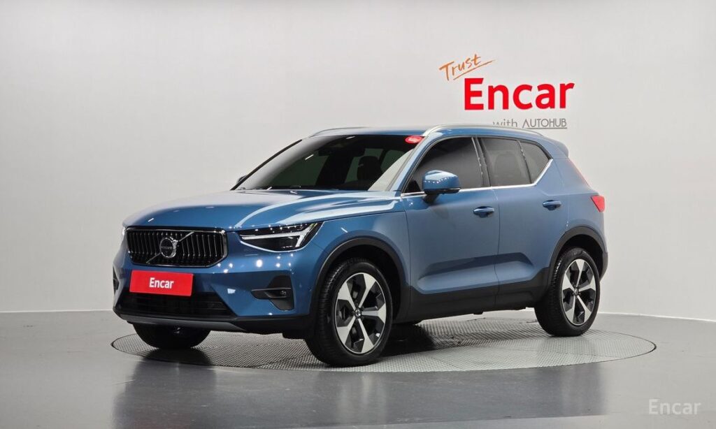 Volvo XC40 2024