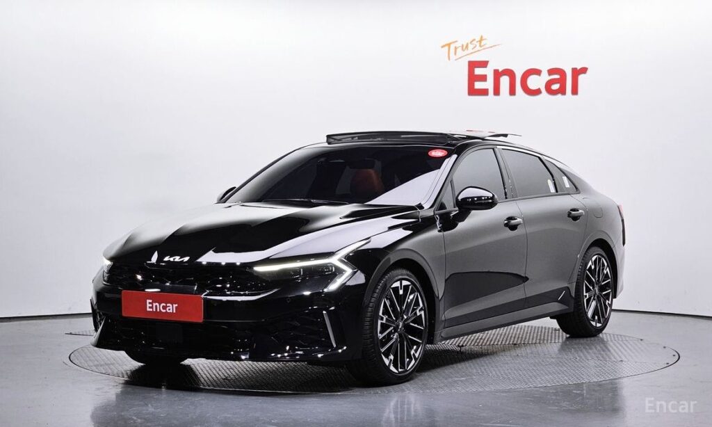 Kia K5 2025