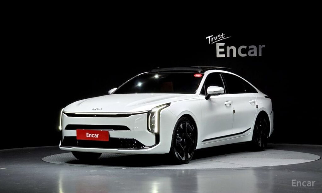 Kia K8 2025