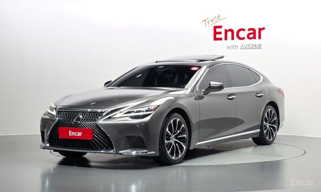 Lexus LS 2023