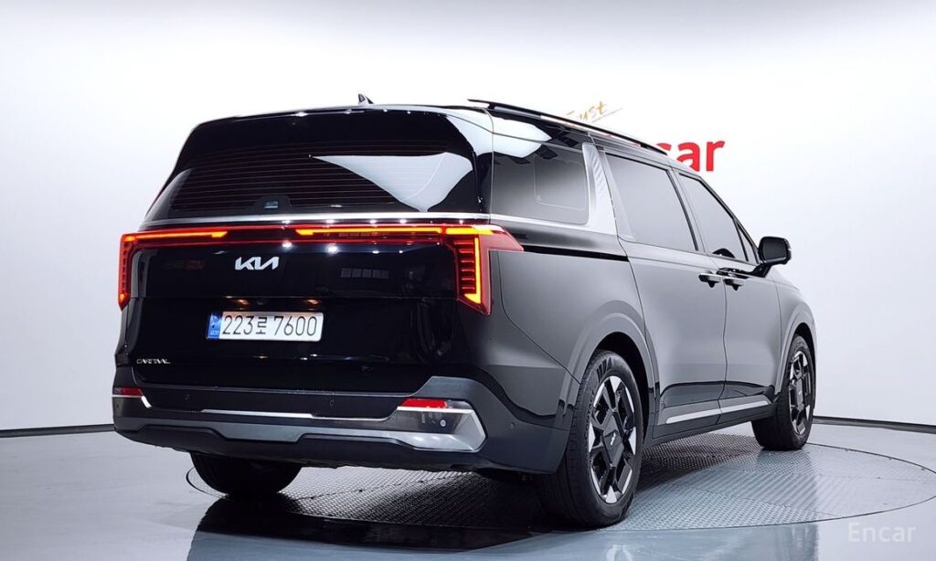 Kia Canival 2024