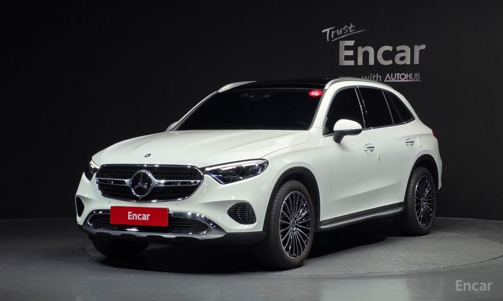 Mercedes-Benz GLC-Class 2025