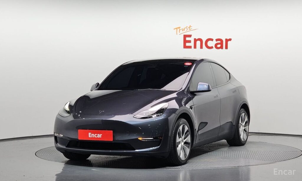 Tesla Model Y 2021