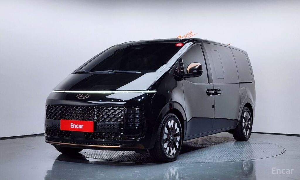 Hyundai Staria 2024