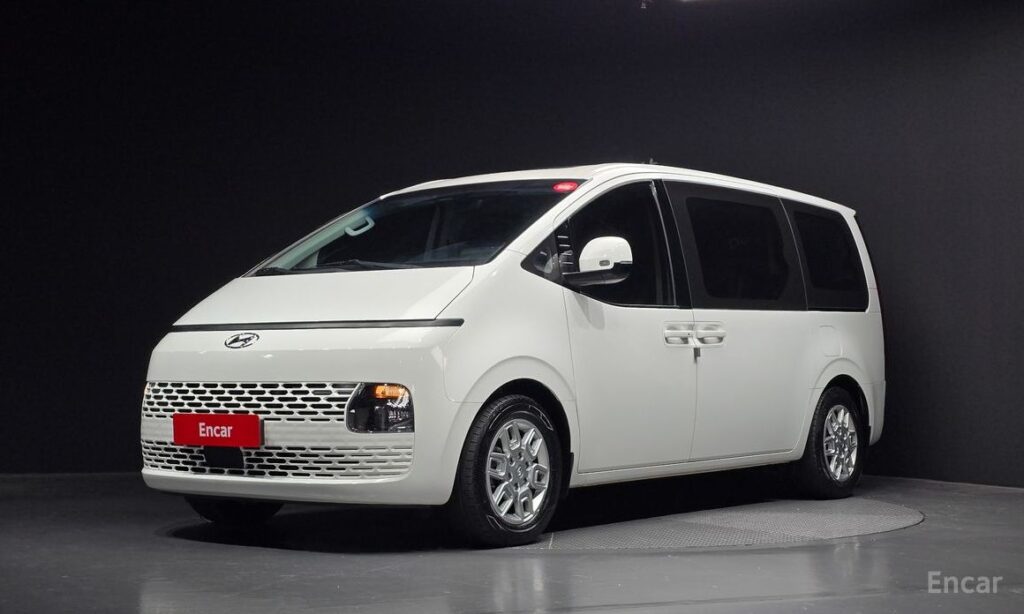 Hyundai Staria 2022