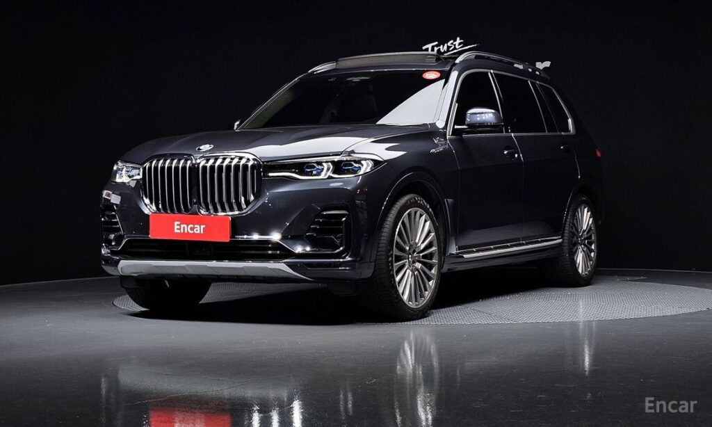 BMW X7 2021