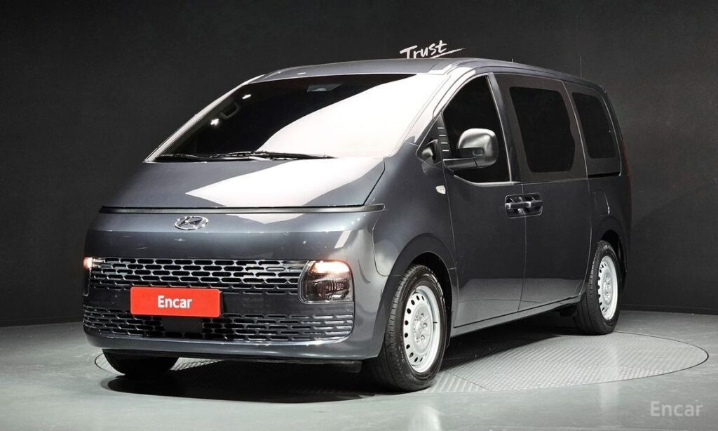 Hyundai Staria 2022