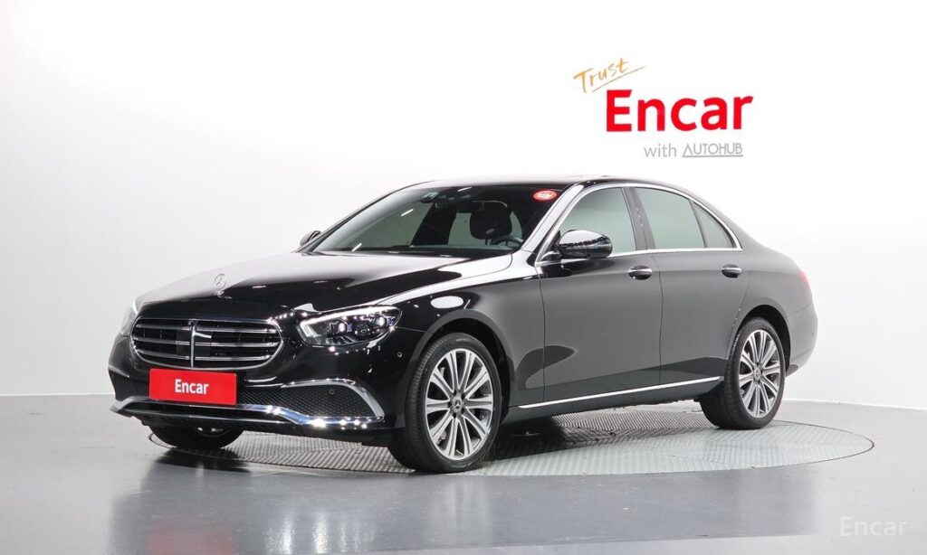 Mercedes-Benz E-Class 2023