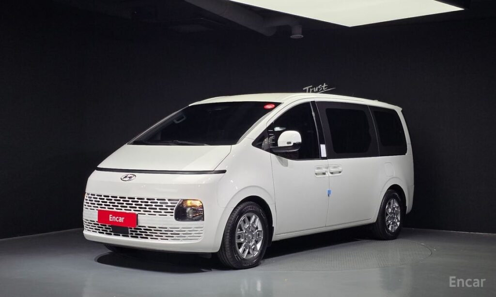 Hyundai Staria 2022