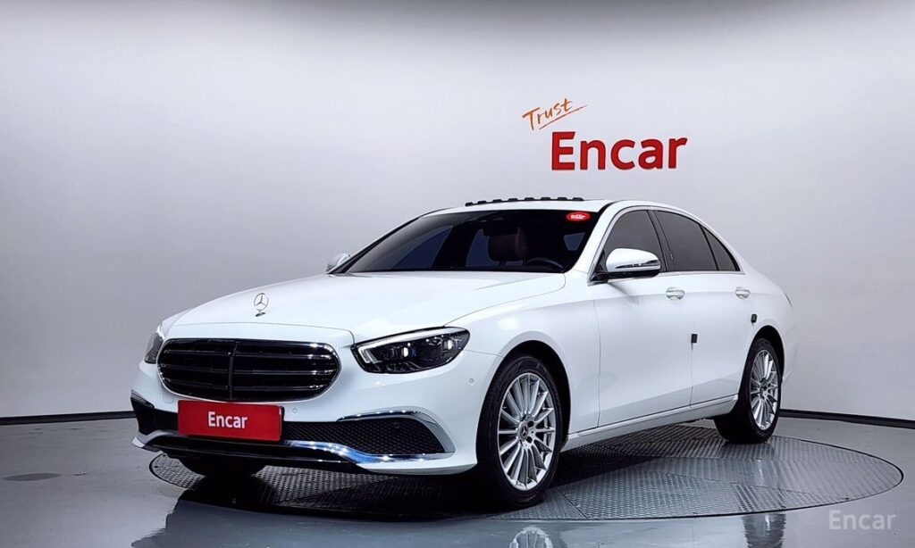 Mercedes-Benz E-Class 2021