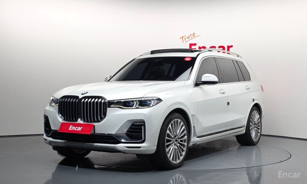 BMW X7 2021