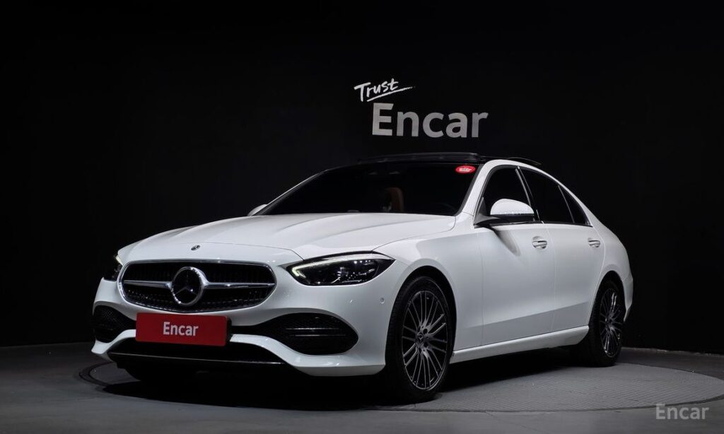 Mercedes-Benz C-Class 2024