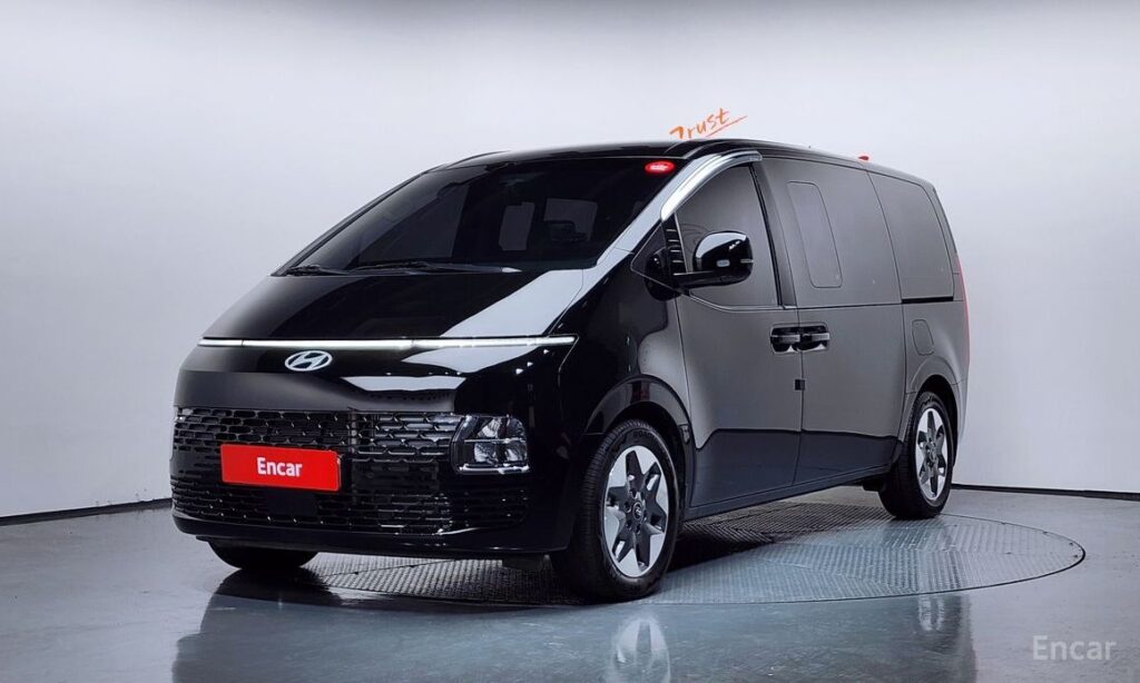 Hyundai Staria 2025