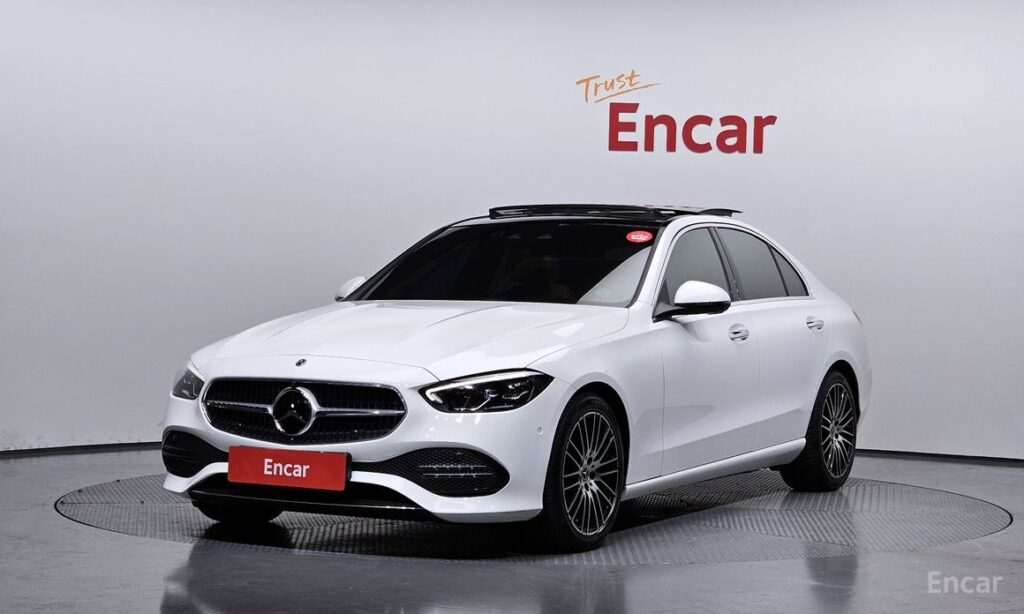 Mercedes-Benz C-Class 2024