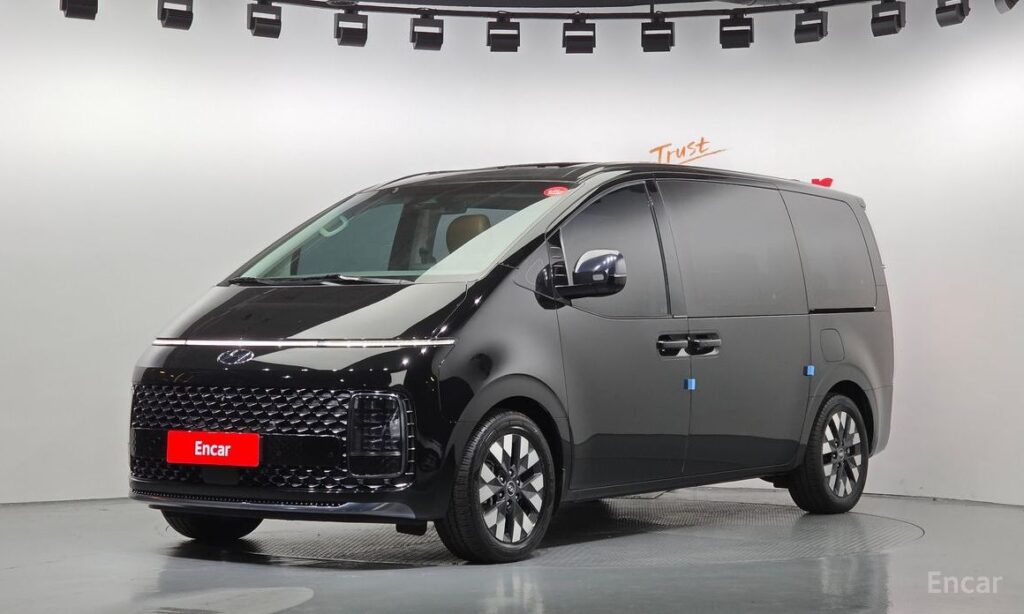 Hyundai Staria 2023