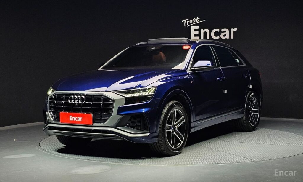Audi Q8 2021