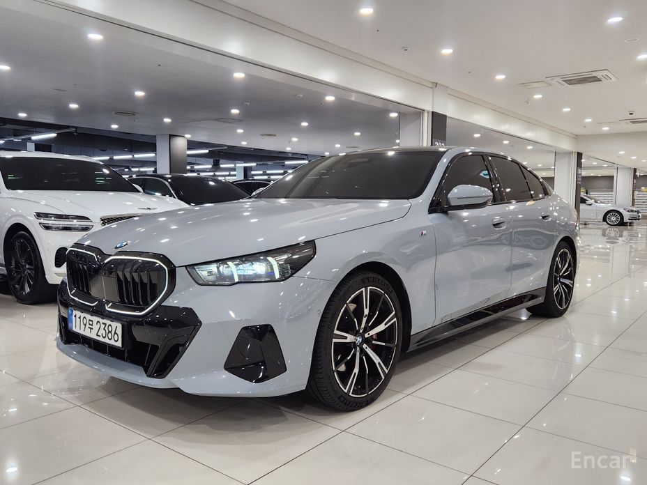 BMW 5-Series 2025