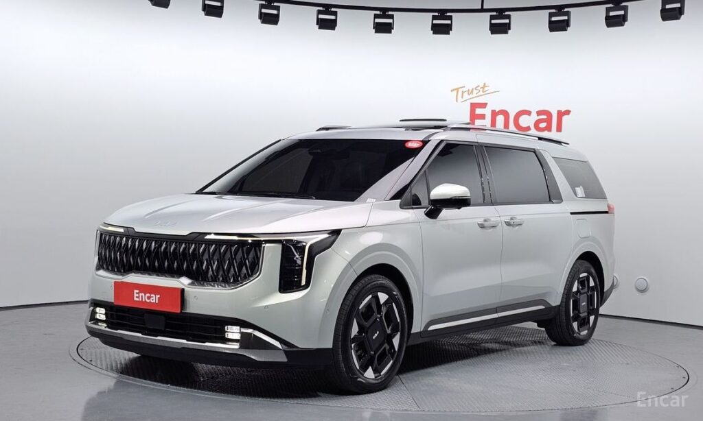 Kia Canival 2024
