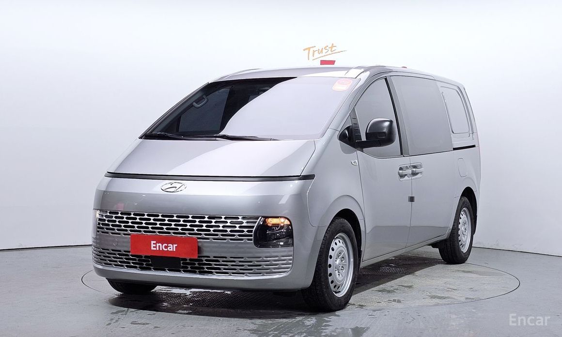 Hyundai Staria 2022