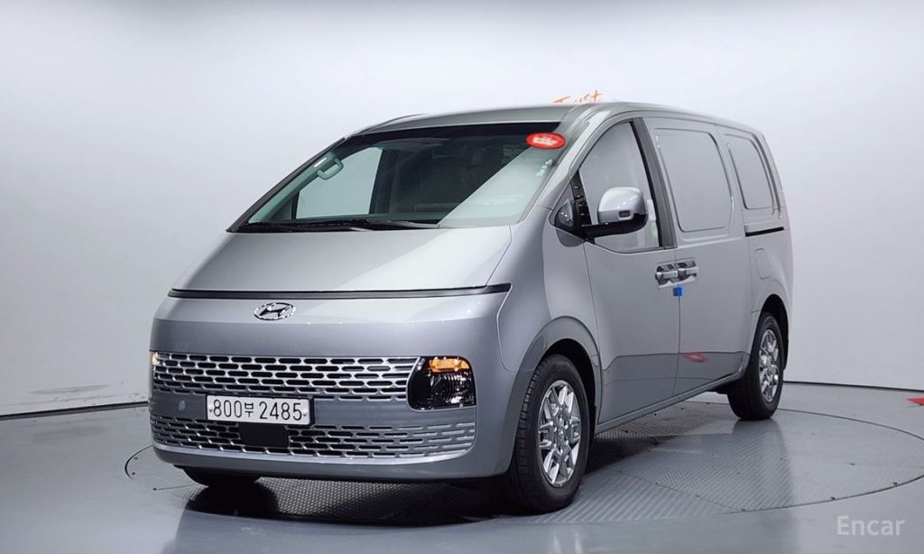 Hyundai Staria 2024