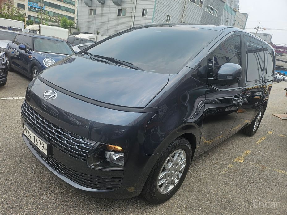 Hyundai Staria 2022