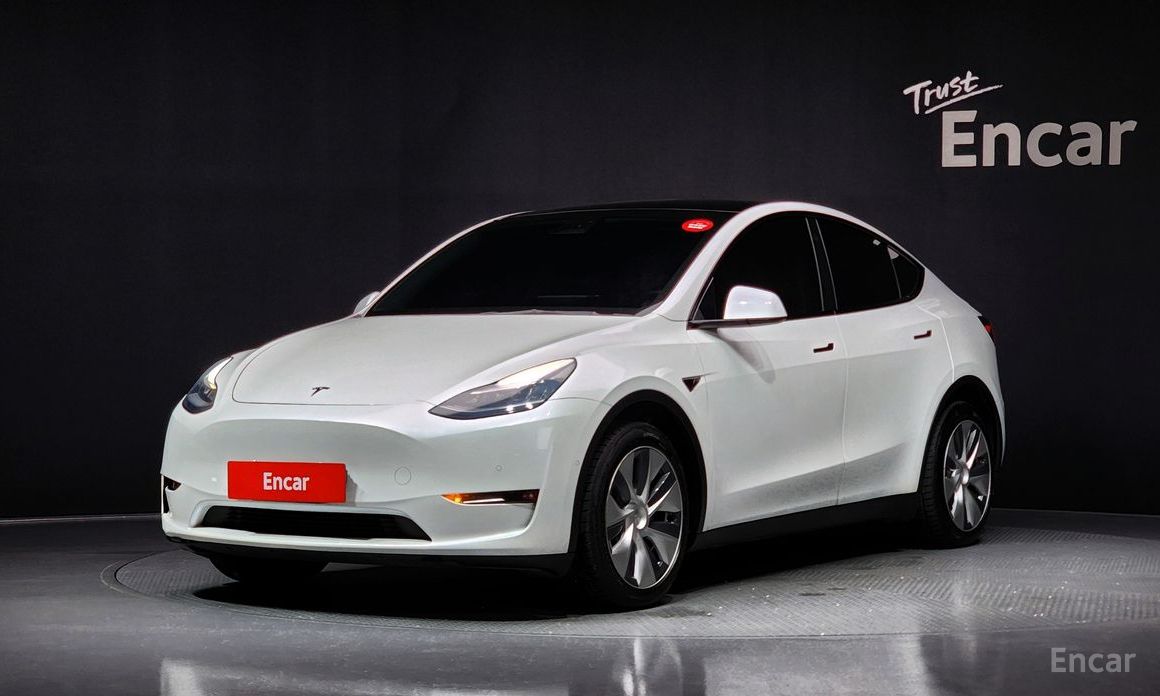 Tesla Model Y 2021