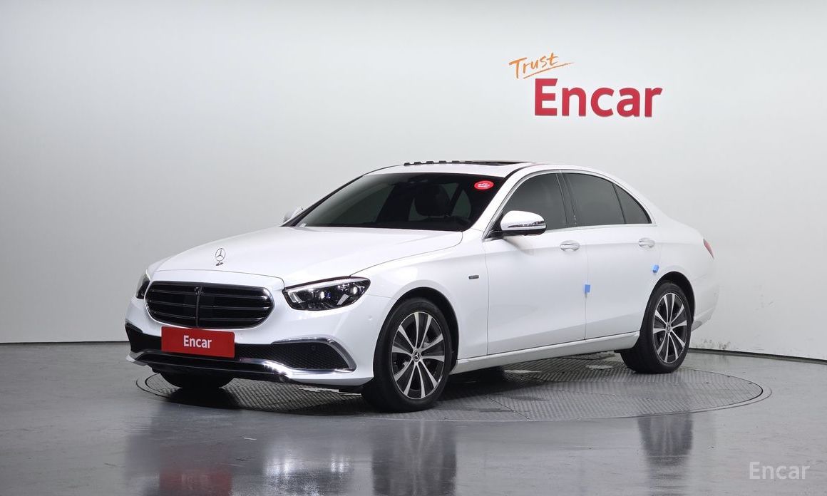 Mercedes-Benz E-Class 2021