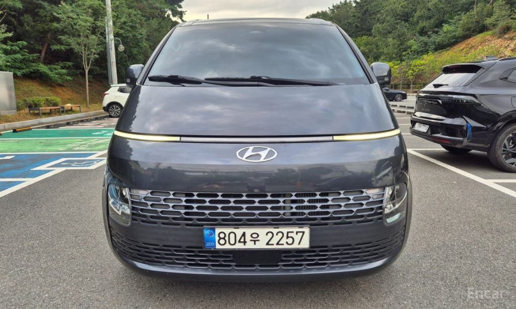 Hyundai Staria 2022