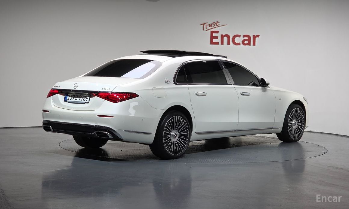 Mercedes-Benz S-Class 2023