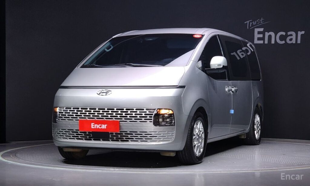 Hyundai Staria 2022