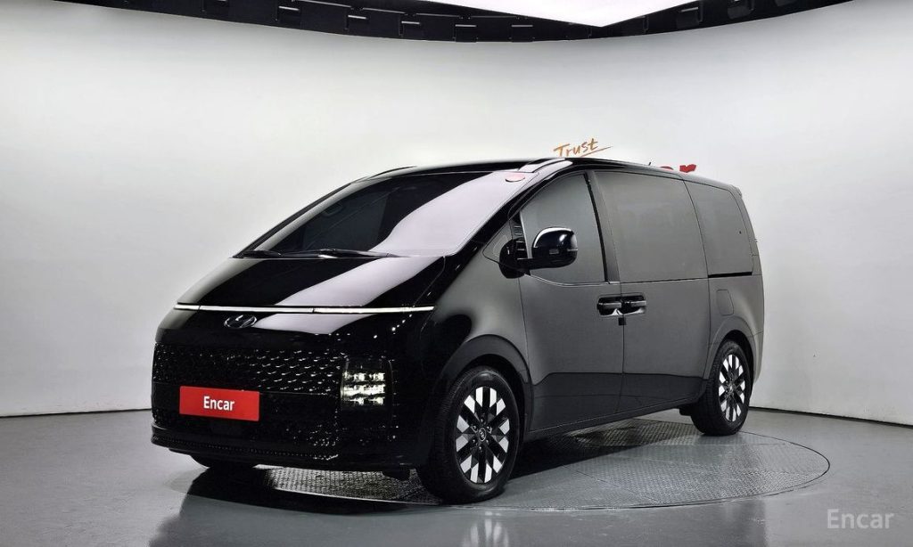 Hyundai Staria 2022
