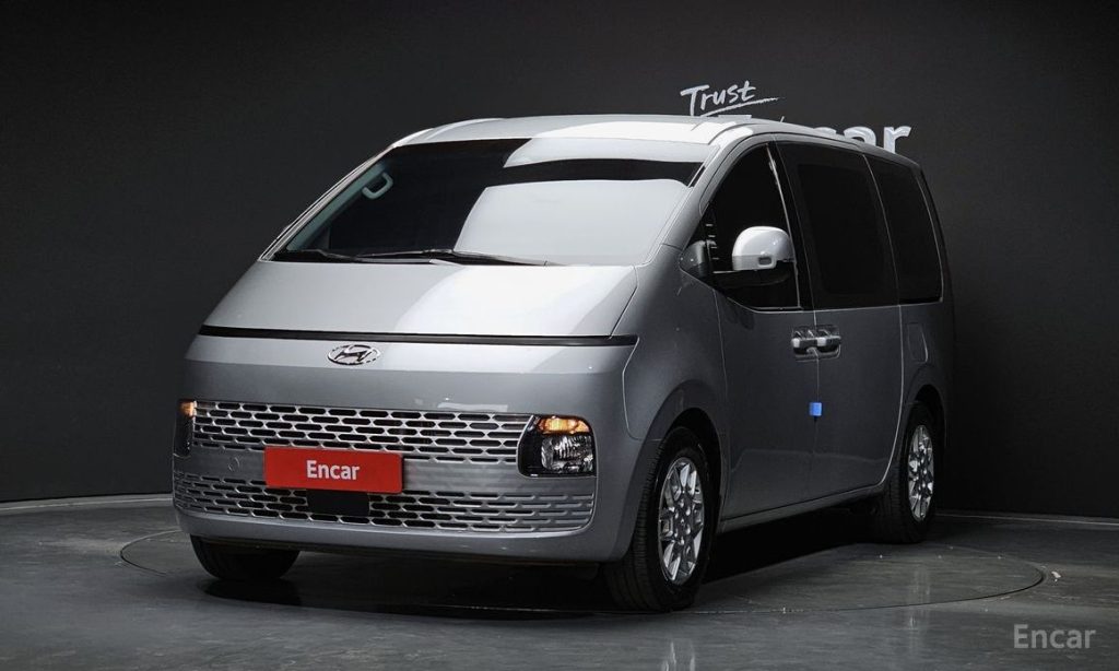 Hyundai Staria 2022
